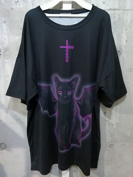 TRAVAS TOKYO Tシャツ.BLACK CAT DEVIL ビッグ