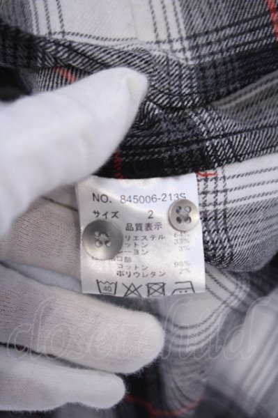 画像3: NO ID. / デニム切り替えクレリックショートカラー 2 ホワイト O-26-02-03-013-NO-sh-YM-OS (3)