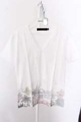 【SALE】FUGA Tシャツ.MARCIALE グラデーションフラワー /ホワイト/44 O-22-06-07-077-FU-ts-YM-ZT369