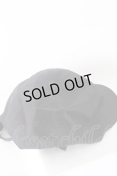 画像2: KRY clothing キャップ.ローズ刺繍 /ブラック?レッド/ O-22-06-07-102-KR-za-IG-ZT141 (2)