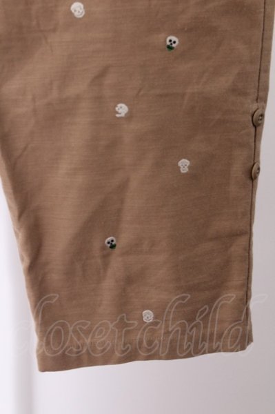 画像3: ARMED パンツ.スカル刺繍クロップドチノ /ベージュ/1 O-22-06-17-075-AR-pa-YM-ZT325 (3)