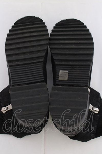 画像4: DIESEL ブーツ.ZIP-ROUND【現在買取対象外】 /ブラック/表記なし T-22-07-01-006-DI-sho-KN-ZT-S001 (4)