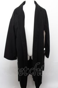 【WINTERセール】KMK(KINGLY MASK) コート.ローズパッチサイドスリットロング /ブラック/F O-22-10-31-027-KM-ou-YM-ZT040