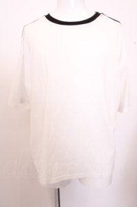 【SALE】GreenEyedMonster Tシャツ.ロゴラベルBIG /ホワイト/ O-23-01-24-044-GR-ts-YM-ZT025