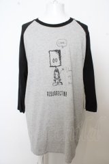 【SALE】RESURRECTION Tシャツ.I THINK,,, character raglan 3/4 sleeve Tee /ブラックｘグレー/ O-23-04-17-015-KU-ts-YM-ZT102