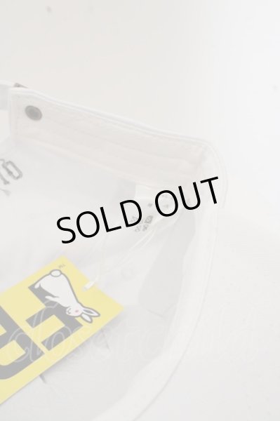 画像2: #FR2 キャップ.【タグ付き】　”FXXKING RABBITS”刺繍シックスパネル /ホワイト/F O-23-06-19-088w-1-za-#F-m-YM-ZT308 (2)