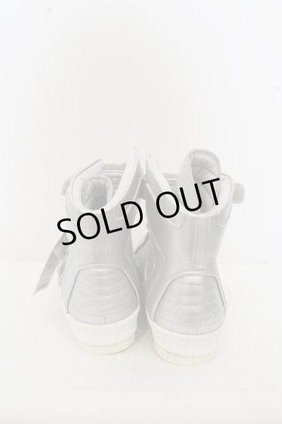 画像3: FUGA シューズ.【タグ付き】Stima ベルトハイカットビッグシャークソールレザースニーカー /シルバー/42 O-23-06-19-094-FU-sho-YM-ZT5000 (3)