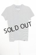 【SALE】Black by VANQUISH Tシャツ.リップルボーダーVネック T-23-07-14-006-Bl-ts-YM-ZT058