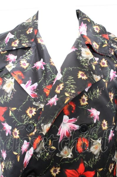 画像2: NO ID. BLACK コート.【タグ付き】フラワープリントトレンチ /ブラックｘレッド/2 O-23-07-26-007-NO-ou-YM-ZT226 (2)