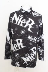 【SALE】NieR Clothing シャツ.ORIGINAL Y-Shirt /ブラック?ホワイト/F O-23-08-09-007-Ni-sh-IG-ZT422