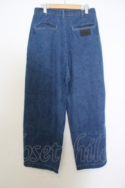 画像3: GLAM　ADDICTION / ワイドタックデニムパンツ O-23-12-20-061-MO-to-YM-ZT088 (3)