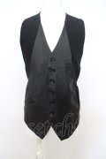 【WINTERセール】NO ID. BLACK / ラムレザー×TRストレッチベスト O-23-12-30-025-NO-to-YM-ZT-ML004