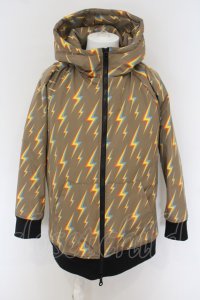 【WINTERセール】NO ID. BLACK / シンサレートサンダープリントフーデッドBLZ 中綿ジャケット ONE ベージュ O-24-02-19-001-NO-ou-YM-ZT-M012