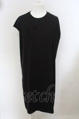 【SALE】RooBell mode / チャイナスリットロングTシャツ  ブラック O-24-02-19-037-RO-to-YM-ZT368