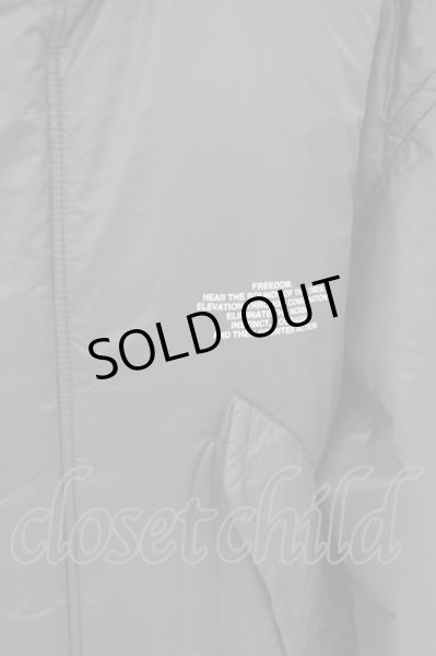 画像2: UNDERCOVER / GUコラボ　パデットコート XL カーキ O-24-02-25-002-UN-ou-YM-ZT-M119 (2)