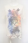 【WINTERセール】NO ID. BLACK / ギャラクシープリントBIG Tシャツ 2 ホワイト O-24-02-29-022-NO-ts-YM-ZT086