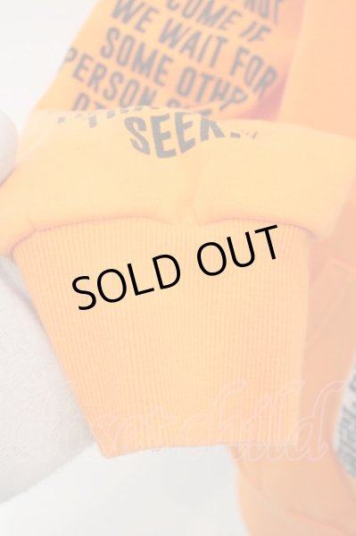 画像3: FUGA / パロディスクエアハーフジッププルパーカー  オレンジ O-24-04-04-016-FU-to-YM-ZT080 (3)