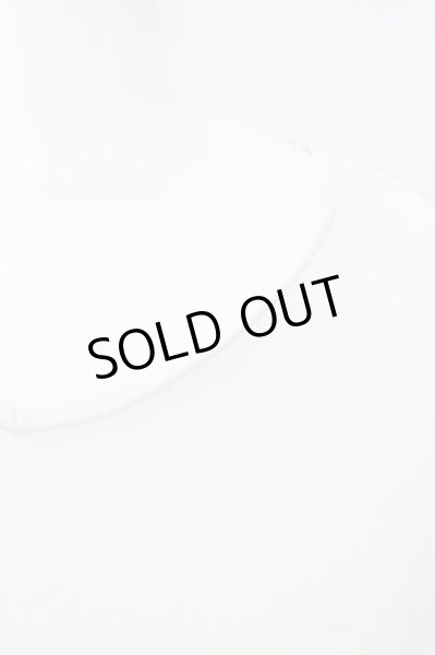 画像2: ZARA / リラックスフィットVネックカットソー EU XL ホワイト O-24-04-15-032-ZA-to-YM-ZT461 (2)