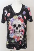 画像1: CIVARIZE / フラワースカル総柄UネックTシャツ 46 ブラック O-24-04-15-025-CI-ts-YM-ZT464 (1)