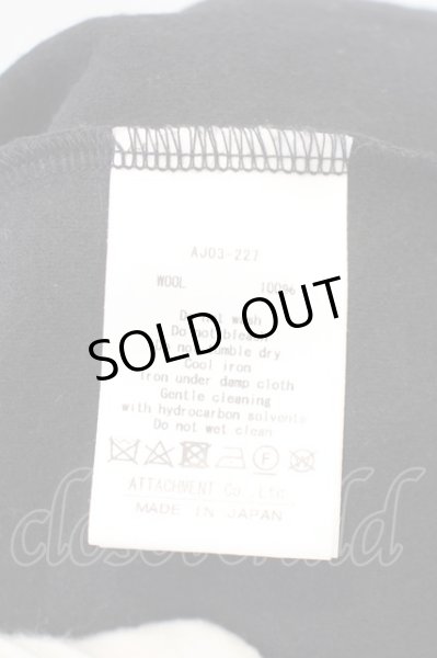 画像3: ATTACHMENT / フランネラーナスムースストールカーディガン 3 ブラック O-24-04-24-036-AT-to-YM-ZT185 (3)