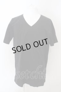 NO ID. / CパールヴァティシルケットスムースVネックTシャツ 2 ブラック O-24-04-26-007-NO-ts-YM-ZT476