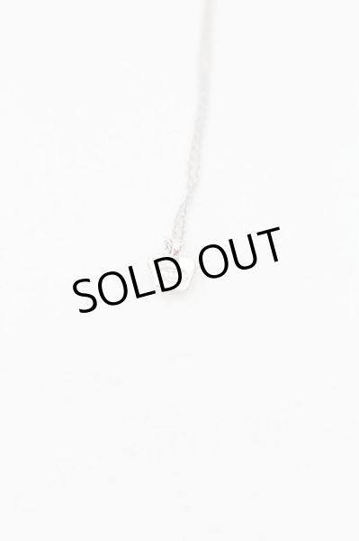 画像4: Justin Davis / PETITE CROWN ペンダント 40 ホワイトゴールド O-24-05-14-097-Ju-ac-YM-ZT344 (4)