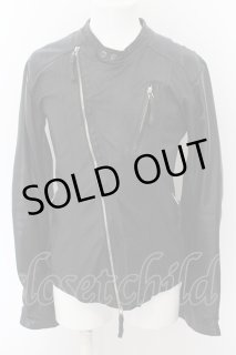 KMRii / gundaコラボ Tシャツ オフホワイト O-24-04-16-018-KM-to-YM