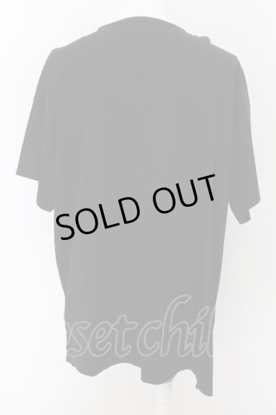 画像2: NO ID. / アシンメトリーレイヤードC-N-Tシャツ 2 ブラック O-24-05-23-007-NO-ts-YM-ZT342 (2)