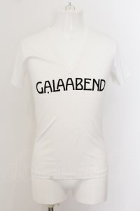 GalaabenD / ロゴプリントVネックTシャツ S ホワイト O-24-05-26-012-Ga-ts-YM-ZT218