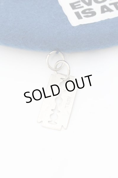 画像2: KIDILL / × CA4LA パッチワークベレー帽  ブルー O-24-06-15-092-KI-za-YM-ZT471 (2)