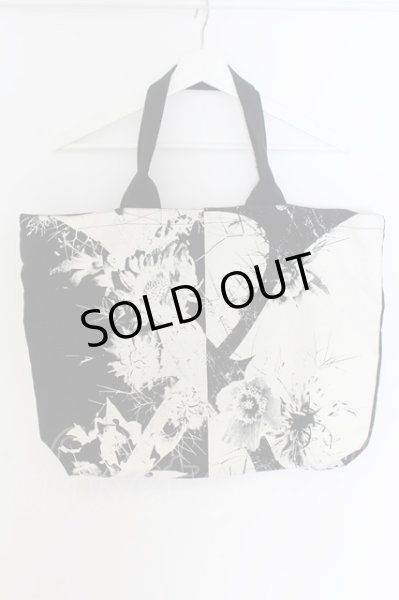 画像1: XJAPAN / WORLDTOUR2015-2016ファスナー付きトート【現在買取対象外】  ブラック×ホワイト O-24-08-14-069-XJ-ba-OW-OS (1)