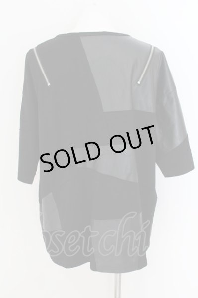 画像2: CIVARIZE / PUレザー切り替えパッチワークショルダーZIP Tシャツ F ブラック O-24-08-21-027-CI-ts-YM-OS (2)