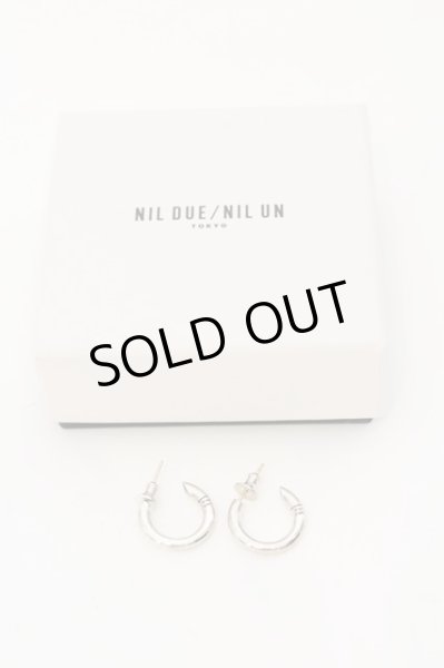 画像4: NIL DUE / NIL UN TOKYO / CARVED SEAL RING PIERCE ピアス  シルバー O-24-08-29-170-NI-ac-YM-OS (4)