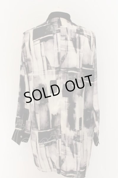 画像2: NO ID. BLACK / アブストラクトクレリックイレギュラーカラーシャツ 1 ブラック O-24-09-25-036-NO-sh-YM-ZT466 (2)