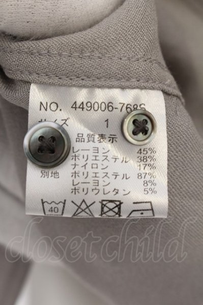 画像3: NO ID. BLACK / フロントタック切り替えロングシャツ 1 グレー O-24-09-25-038-NO-sh-YM-ZT043 (3)