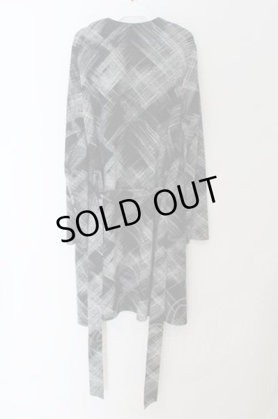 画像2: NO ID. / ボタンレスノーカラーカーディガン 1 ブラック O-24-09-25-057-NO-to-YM-ZT446 (2)