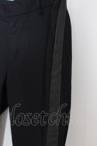画像2: NO ID. BLACK / ラムレザー切り替えサイドライントラウザーズパンツ 1 ブラック O-24-09-25-014-NO-pa-YM-ZT178 (2)