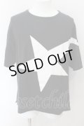 NO ID. BLACK / 天竺ツースタープリントBIG Tシャツ ONE ブラックｘホワイト O-24-09-26-035-NO-ts-YM-ZT460