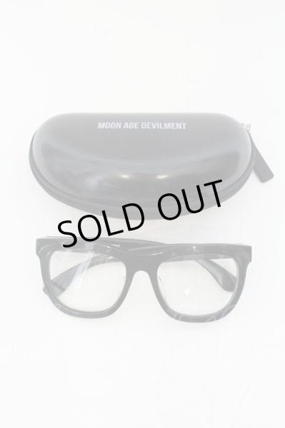 画像4: Moonage Devilment（清春） / ウェリントンサングラス  ブラックｘゴールドｘクリアレンズ O-24-09-26-087-MO-za-YM-OS (4)
