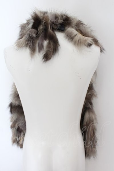 画像3: GOSTAR DE FUGA / フォックスファーマフラー ベージュ O-24-10-10-108-GO-za-YM-ZT-MK001 (3)