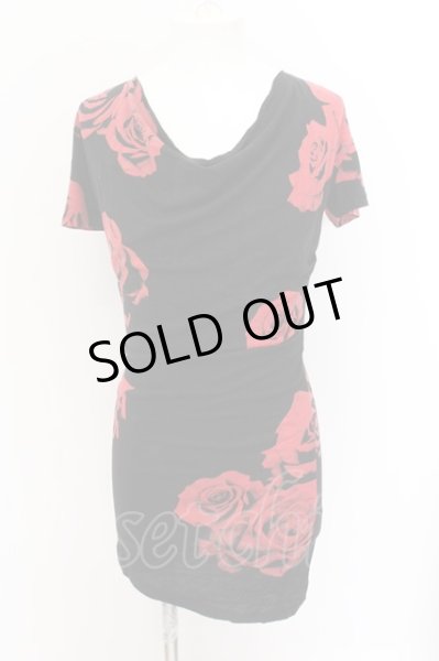 画像1: CIVARIZE / Fall薔薇プリントドレープ半袖Tシャツ 44 ブラックｘレッド O-24-10-11-041-CI-ts-YM-OS (1)