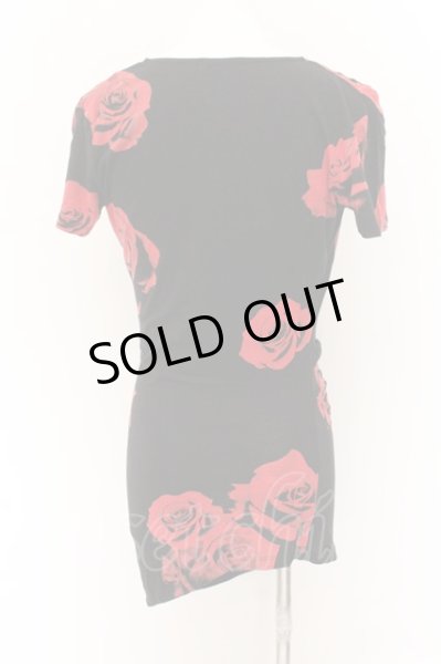 画像2: CIVARIZE / Fall薔薇プリントドレープ半袖Tシャツ 44 ブラックｘレッド O-24-10-11-041-CI-ts-YM-OS (2)