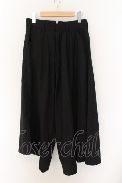 画像1: 【WINTERセール】NO ID. BLACK / TRストレッチアシンメトリードレープトラウザーズ 2 ブラック O-24-10-11-108-NO-pa-YM-ZT271