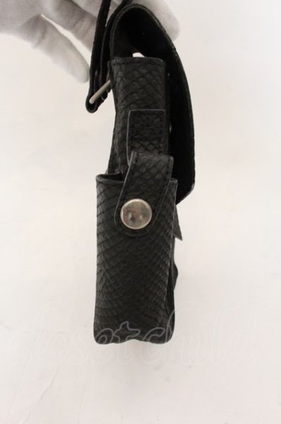 画像4: NO ID. / パイソンシザーバッグ ブラック O-24-10-11-111-NO-za-YM-ZT-MK001 (4)