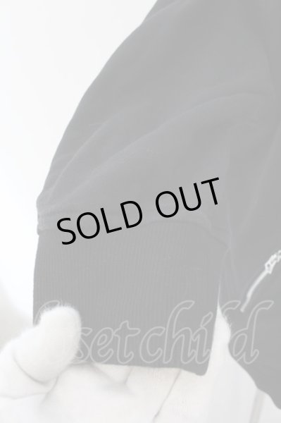 画像3: CIVARIZE / Kradnessコラボ　バックプリントボリュームフードパーカー F ブラック O-24-11-13-072-CI-to-YM-OS (3)