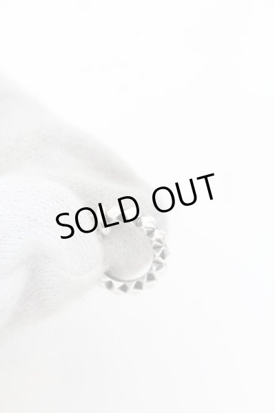 画像2: SNAKED LOWS / スタッズフープピアス  シルバー O-24-11-30-063-SN-ac-YM-ZT413 (2)