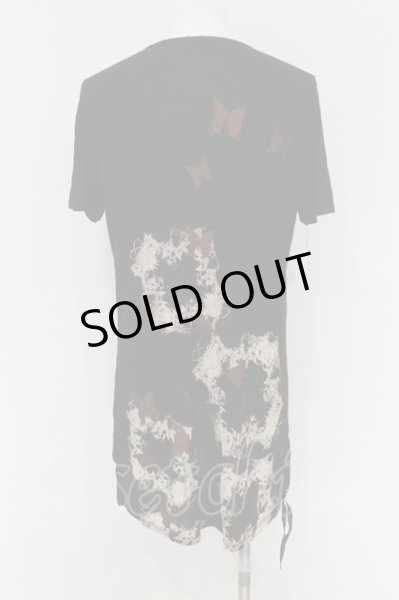 画像2: KMRii / MAGNOLIA SKULL FLOWER Tシャツ 3 ブラック O-24-12-29-064-KM-ts-YM-ZT137 (2)