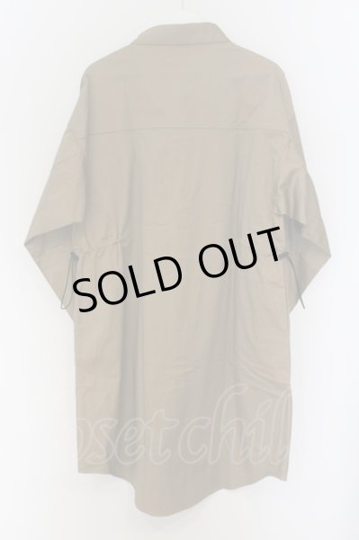 画像2: NO ID. BLACK / ドローストリングロングシャツ ONE ベージュ O-24-12-30-003-NO-sh-YM-OS (2)