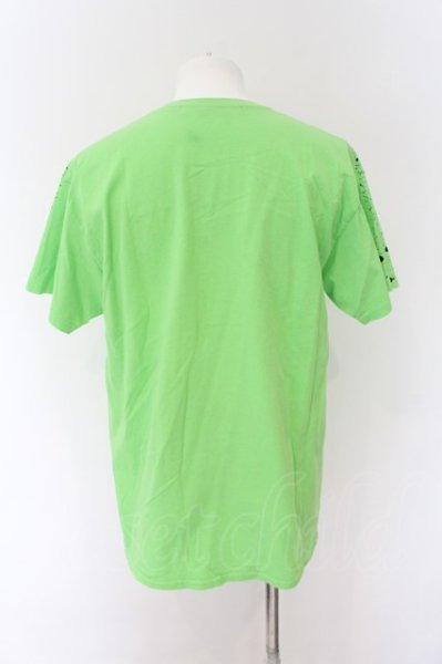 画像2: NO ID. BLACK / スプラッシュプリントTシャツ 1 グリーン O-24-12-30-042-NO-ts-YM-ZT069 (2)