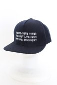 画像1: Moonage Devilment / GRAPHIC FLAT VISOR type C キャップ  ブラック O-25-01-03-017-Mo-za-YM-ZT134 (1)